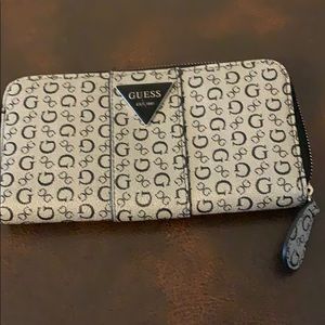 Guess wallet